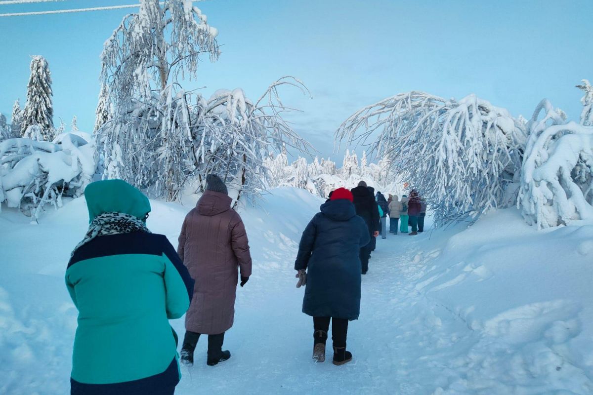 На дно Пермского моря (Каменный город и  Усьвинские столбы на снегоходе")